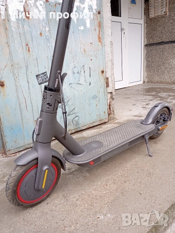 Xiaomi Mi Pro 2 ТОП СЪСТОЯНИЕ(електрическа тротинетка), снимка 4 - Скейтборд, ховърборд, уейвборд - 54069760