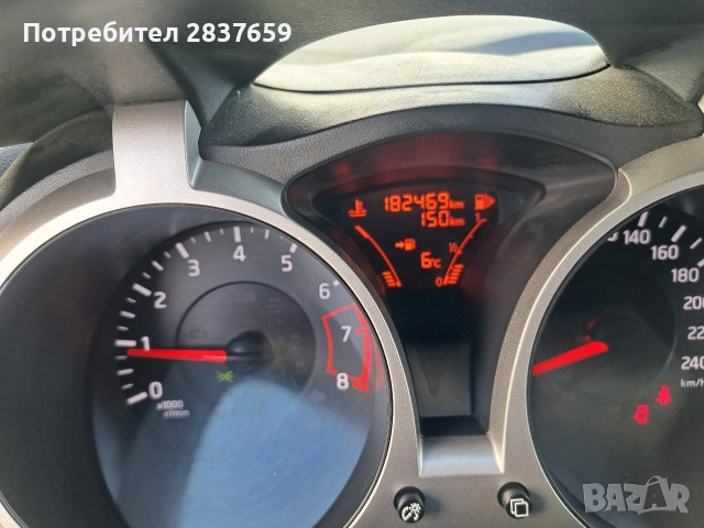 Нисан JUKE 1.6 Кожа/Навигация, снимка 11 - Автомобили и джипове - 54420621