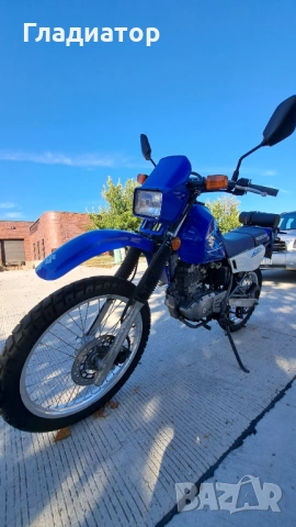 Suzuki DR 200