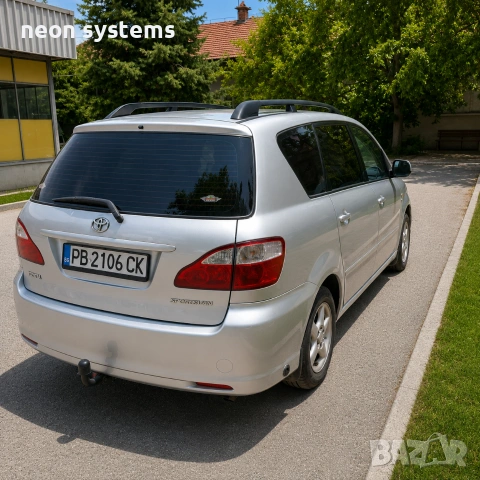 Тойота авенсис версо Бензин газ, 3 950 €, снимка 2 - Автомобили и джипове - 55260723