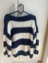 Раиран пуловер бял и тъмносин цвят/15 евро, снимка 1
