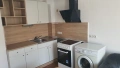 Под наем Двустаен на 1ви етаж от къща с отделен вход, снимка 1