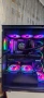 Продавам НОВО Супер Гейм PC Ryzen 7 9800X3D/64Gb/2Tb SSD/RX 9070XT 16Gb/WIFI & BT/Гаранция, снимка 4