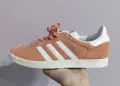 Нови Adidas ORIGINALS Gazelle 43 1/3, снимка 4