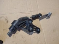 Монтажна Скоба на Жило за Превключване 5Q0713323 Volkswagen Passat B9 1.5 eTSI 150кс 2024г, снимка 1