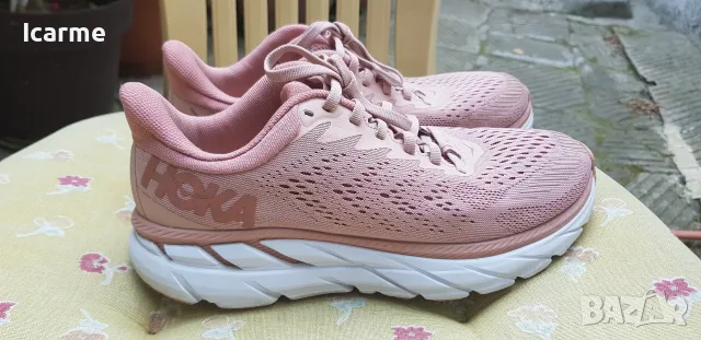 Оригинални маратонки Hoka One One, снимка 6 - Маратонки - 55690585