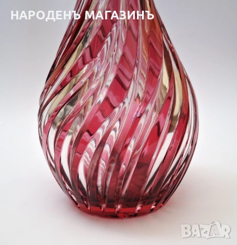 МУРАНО БОХЕМИЯ - Кристална ваза в цвят на червена боровинка кристал цветя , снимка 7 - Други ценни предмети - 54931768