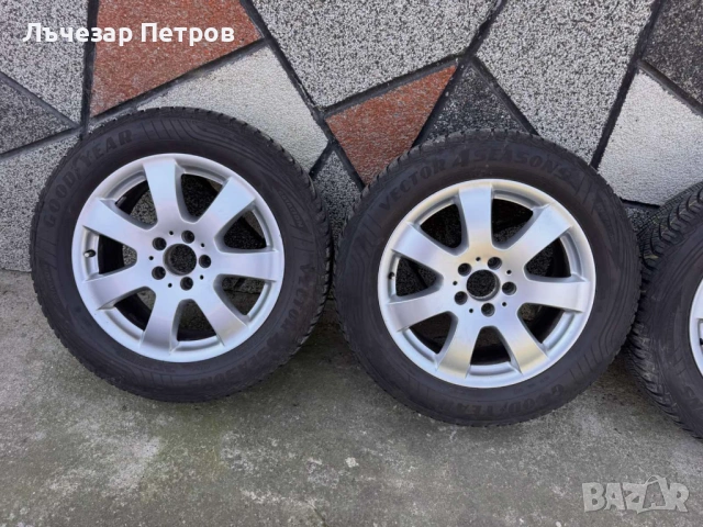 Оригинални джанти Mercedes 17-ки с всесезонни гуми Goodyear Vector. - 235/55 R17, снимка 2 - Гуми и джанти - 54447149