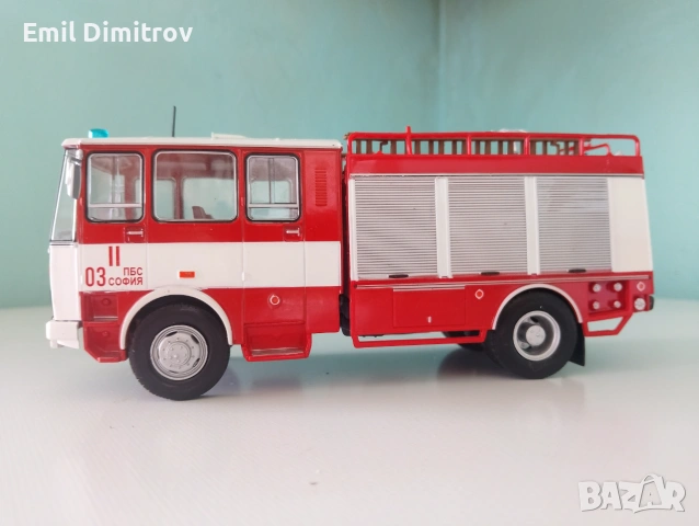 Умален модел на LIAZ Karosa, пожарен автомобил, в мащаб 1:43, снимка 9 - Колекции - 54957128