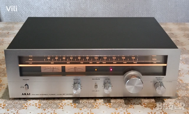 Akai AT-2450