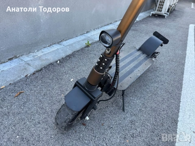 Тротинетка за Offroad 48v / 500w, снимка 2 - Скейтборд, ховърборд, уейвборд - 55076916