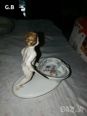 порцеланова фигура, херувим, снимка 2 - Декорация за дома - 55672480