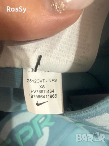 Дамски клин Nike Pro, снимка 5 - Клинове - 54543718