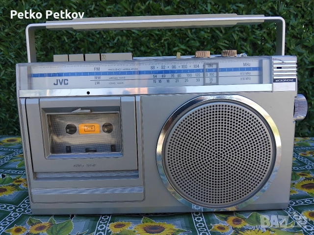 Продавам Касетофон ( JVC RC-250L JAPAN 1980) 