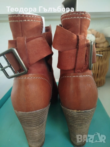 Дамски боти Clarks, снимка 5 - Дамски боти - 54829286