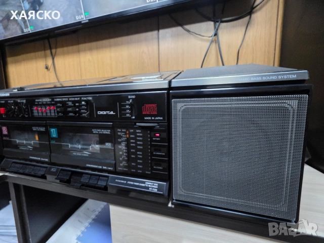 TOSHIBA RT-7096, снимка 4 - Радиокасетофони, транзистори - 54781580