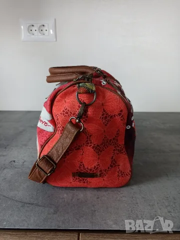 Дамска чанта Desigual, снимка 5 - Чанти - 55602830
