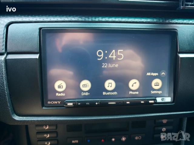 Sony XAV-AX6050 Мултимедия