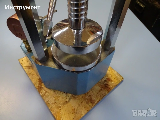 Хидравлична дентална преса Silfradent 300Bar Dental Laboratory Press, снимка 8 - Лаборатория - 54928294
