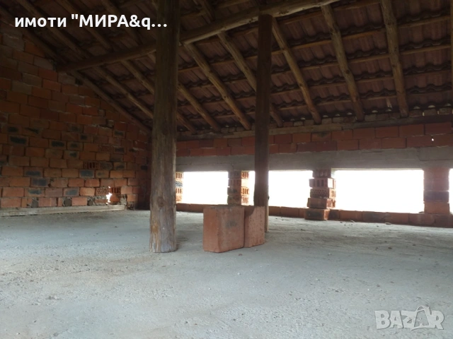 Триетажна къща в с. Книжовник, обл. Хасково, снимка 3 - Къщи - 54213122