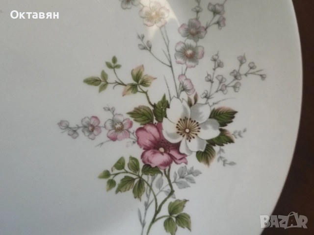 Порцеланов сервиз за хранене, снимка 3 - Сервизи - 54923039