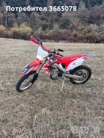 Honda CRF250 - перфектно състояние, обслужен, готов за каране - РЕГИСТРИРАН с документи