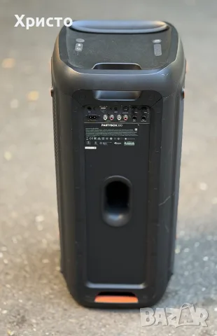 Аудио система JBL Party Box 300, Bass Boost, Bluetooth, USB, True Wireless Stereo, Light shows, снимка 4 - Аудиосистеми - 55516388