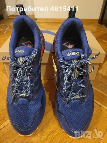 Чисто нови маратонки Asics Trabuco Terra 