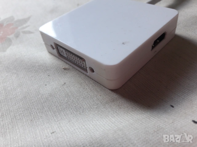 Видео сплитер mini Dsplay Port към hdmi dvi dp, снимка 2 - Кабели и адаптери - 55073190