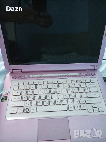 Laptop Sony Vaio розов лаптоп