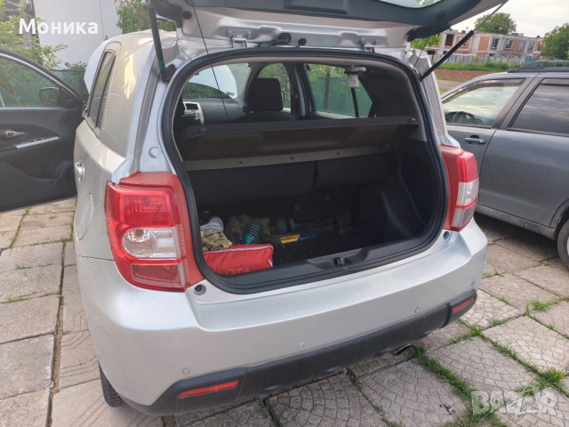 Toyota Urban Cruiser , снимка 15 - Автомобили и джипове - 54637035