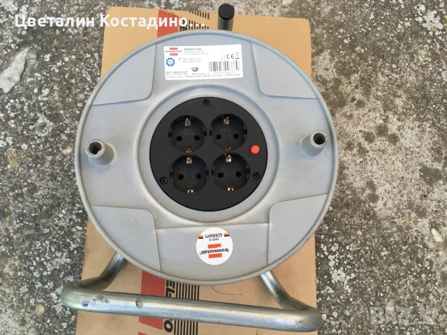 немска макара с удължител на марката "Brennenstuhl" 25M, снимка 3 - Други инструменти - 55636381