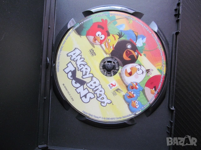 Angry Birds филм Ядосаните пилета гневни от популярната игра забавно екшън прасета оцеляване яйца го, снимка 2 - Анимации - 54325470