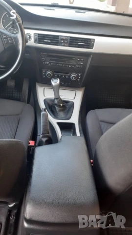 BMW E90 320 177k.с, снимка 11 - Автомобили и джипове - 54681104