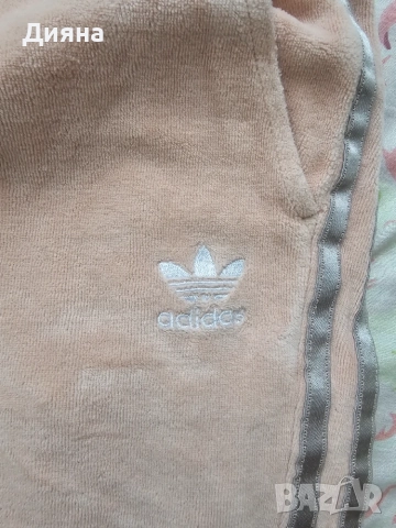 Дамски анцуг Adidas , снимка 3 - Спортни екипи - 55437552
