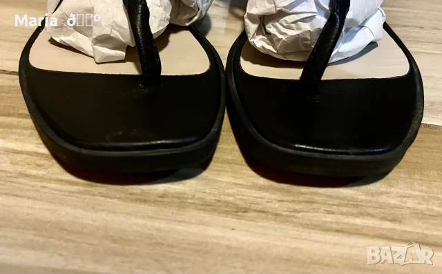 Оригинални сандали Guess, снимка 6 - Сандали - 55473206