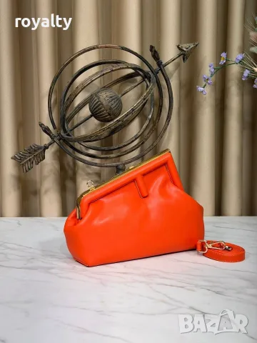 Fendi Нова Дамска Чанта Фенди Различни Цветове , снимка 13 - Чанти - 55316973