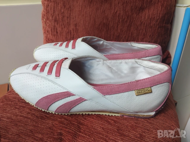 Reebok 100% оригинални дамски маратонки, номер 37, снимка 3 - Маратонки - 54626723