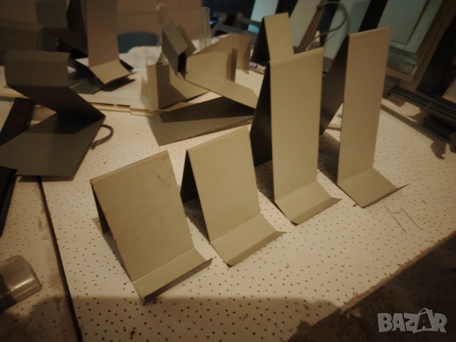 поставки метални за етикети и стоки