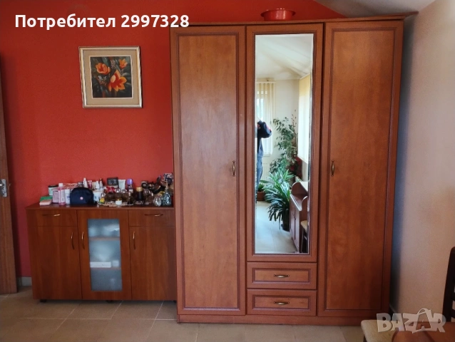 Продавам спален комплект, снимка 2 - Спални и легла - 54571381