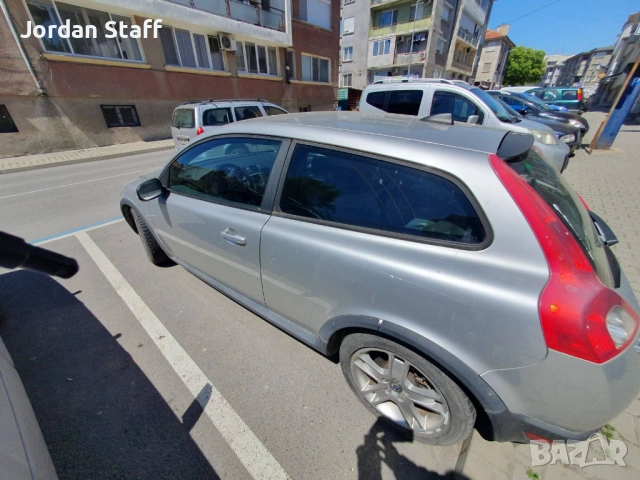 Продавам Volvo C30 1.6 109 к.с дизел, снимка 5 - Автомобили и джипове - 54360337