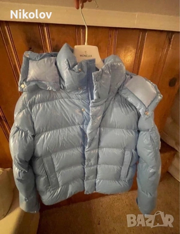 Оригинално яке Moncler • Светлосиньо