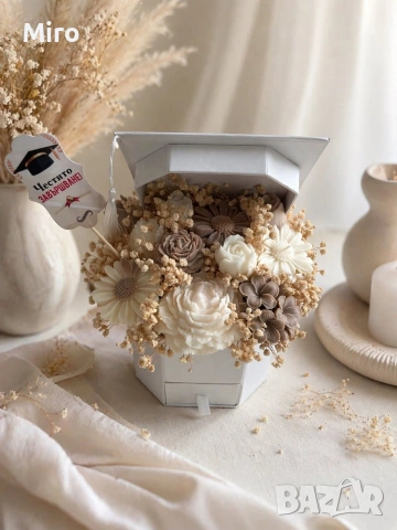 ръчно изработен букет от соеви свещи