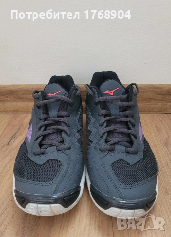 Като нови!Маратонки Mizuno-38 номер, снимка 3 - Маратонки - 44969398