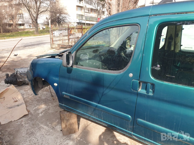 Peugeot Partner Citroen Berlingo лява врата предна цвят KRZD