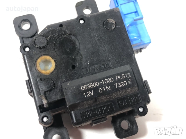 Моторче клапи парно Toyota IQ (2008-2015)  063800-1030, снимка 2 - Части - 54784321