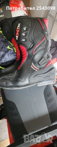 мото ботуши