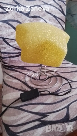 Нощна лампа, снимка 7 - Настолни лампи - 53964343