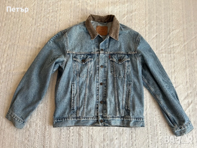 LEVI’S DENIM JACKET