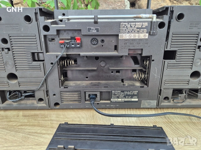 Радиокасетофон Sharp GF-A1H(BR), снимка 6 - Радиокасетофони, транзистори - 55191789